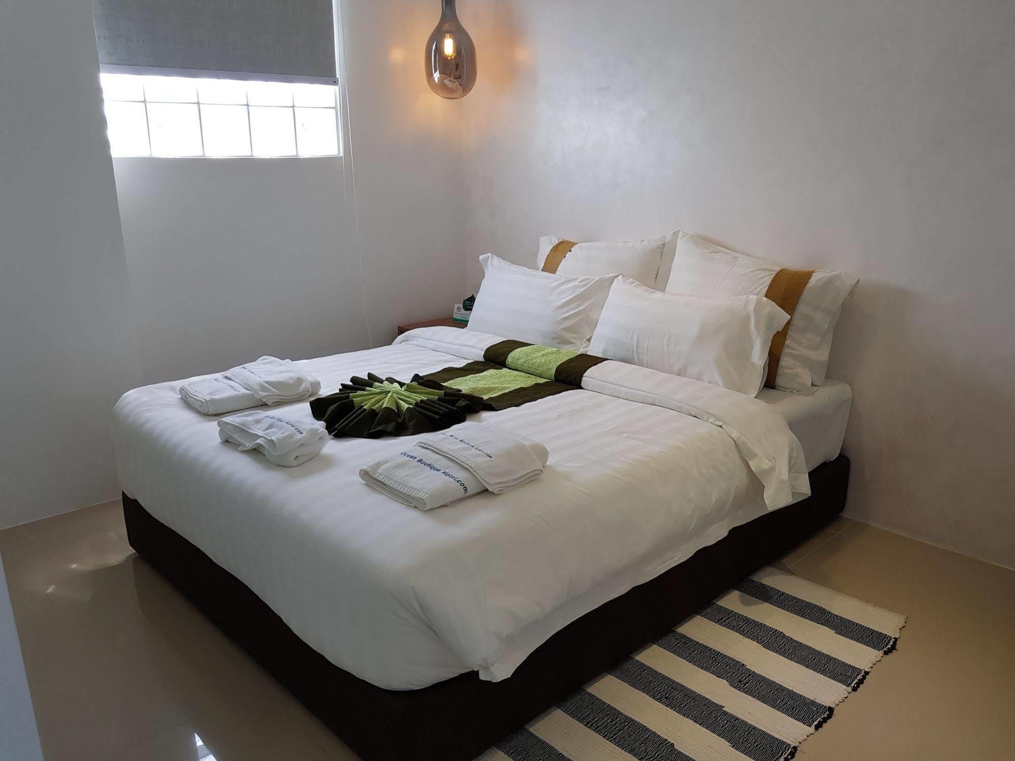 Blue Ocean Boutique Hotel.Com Manoc-Manoc Exteriör bild